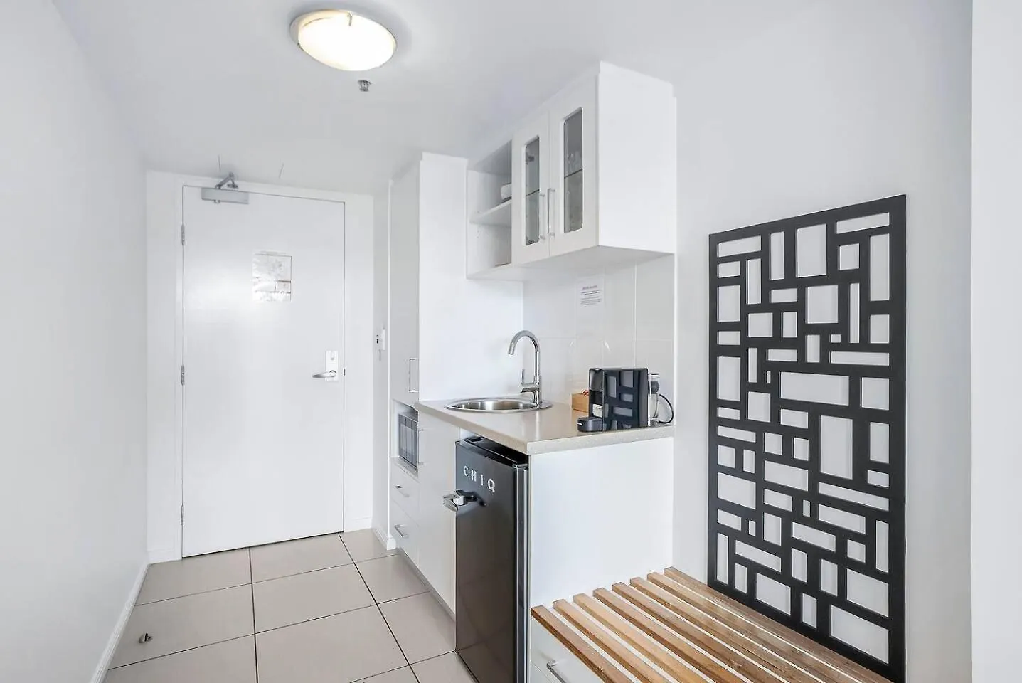 'Mcleod Corner' Resort-Style Adjacent Apartments Cairns Australia