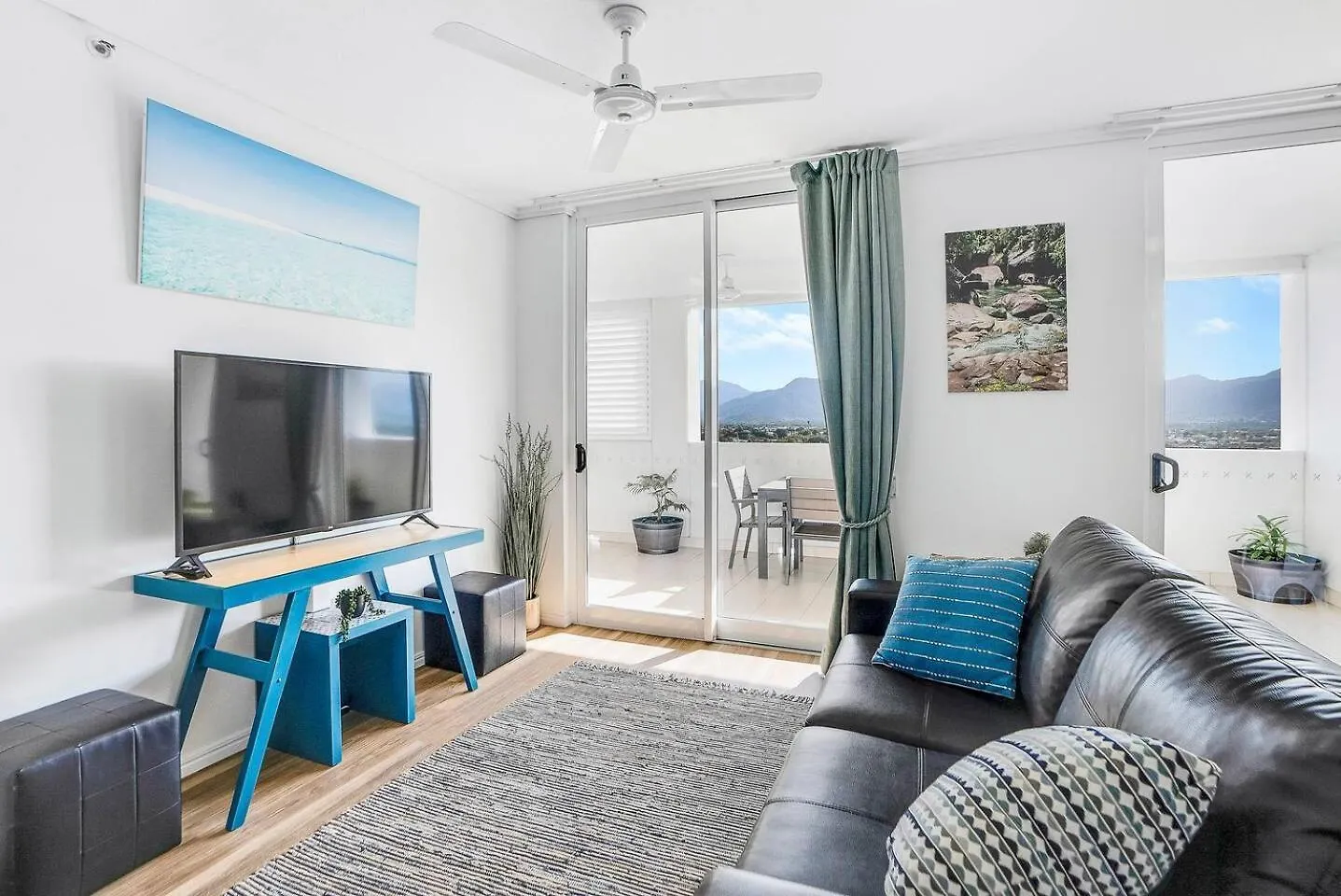 'Mcleod Corner' Resort-Style Adjacent Apartments Cairns